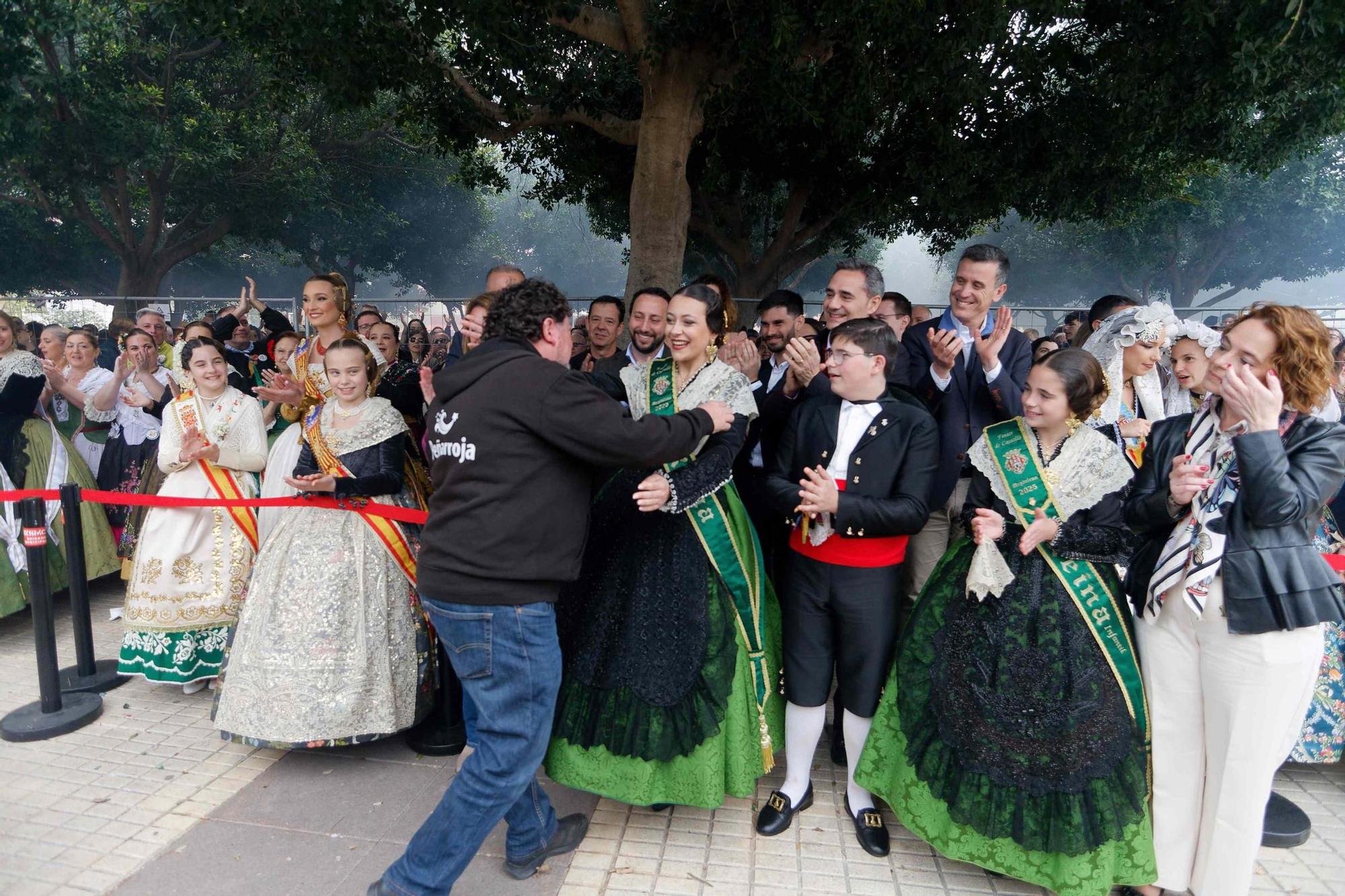 Galería de fotos: Pirotecnia Peñarroja abre el concurso de mascletaes de las fiestas de la Magdalena de Castelló
