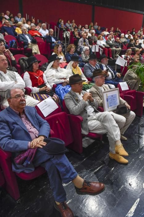 Entrega de los premios Cachorros de Honor