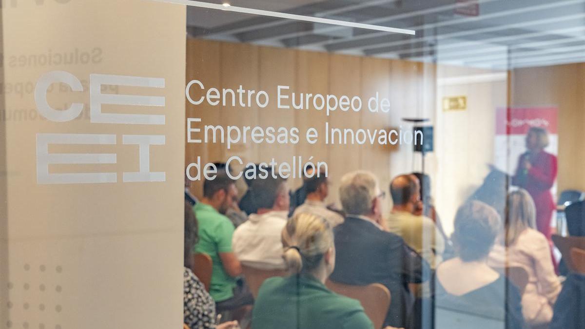 Uno de los cursos en el CEEI Castellón.