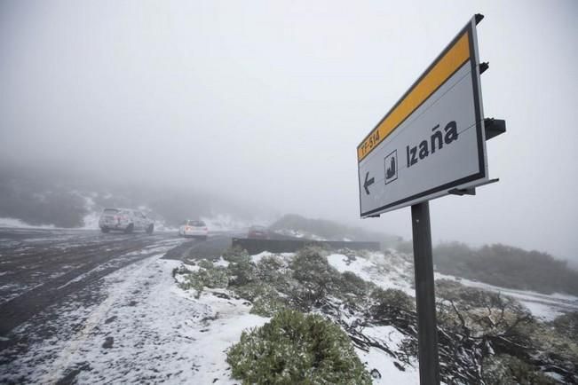 Nieve en el Teide, marzo 2016