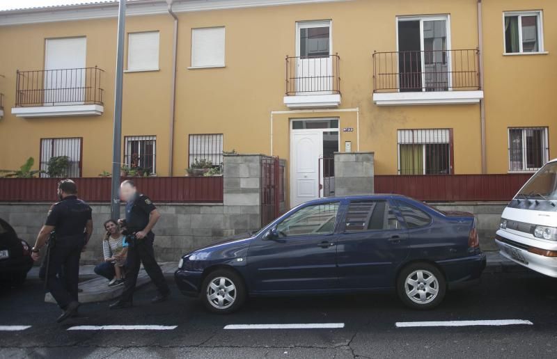 Desalojo de 'okupas' en La Laguna (Tenerife)