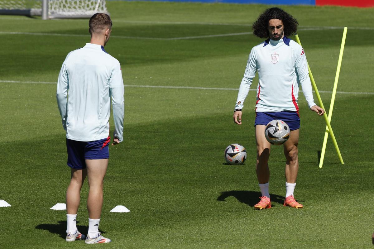 España prepara el partido de semifinales de la Eurocopa contra Francia