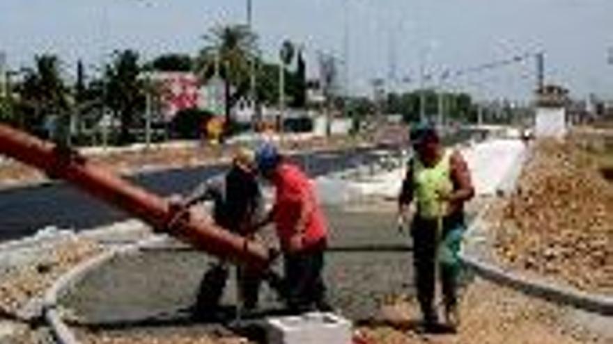 Fomento rectifica parte de la obra terminada en la avenida de Elvas