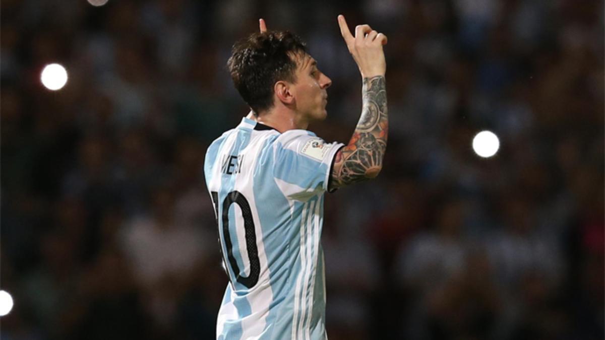 Messi celebra su gol 50 con la albiceleste