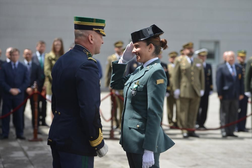 Homenaje al pasado y al presente de la Guardia Civ