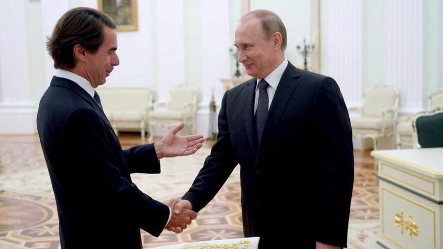Putin recibe en el Kremlin a Aznar, en su tercer viaje privado a Rusia