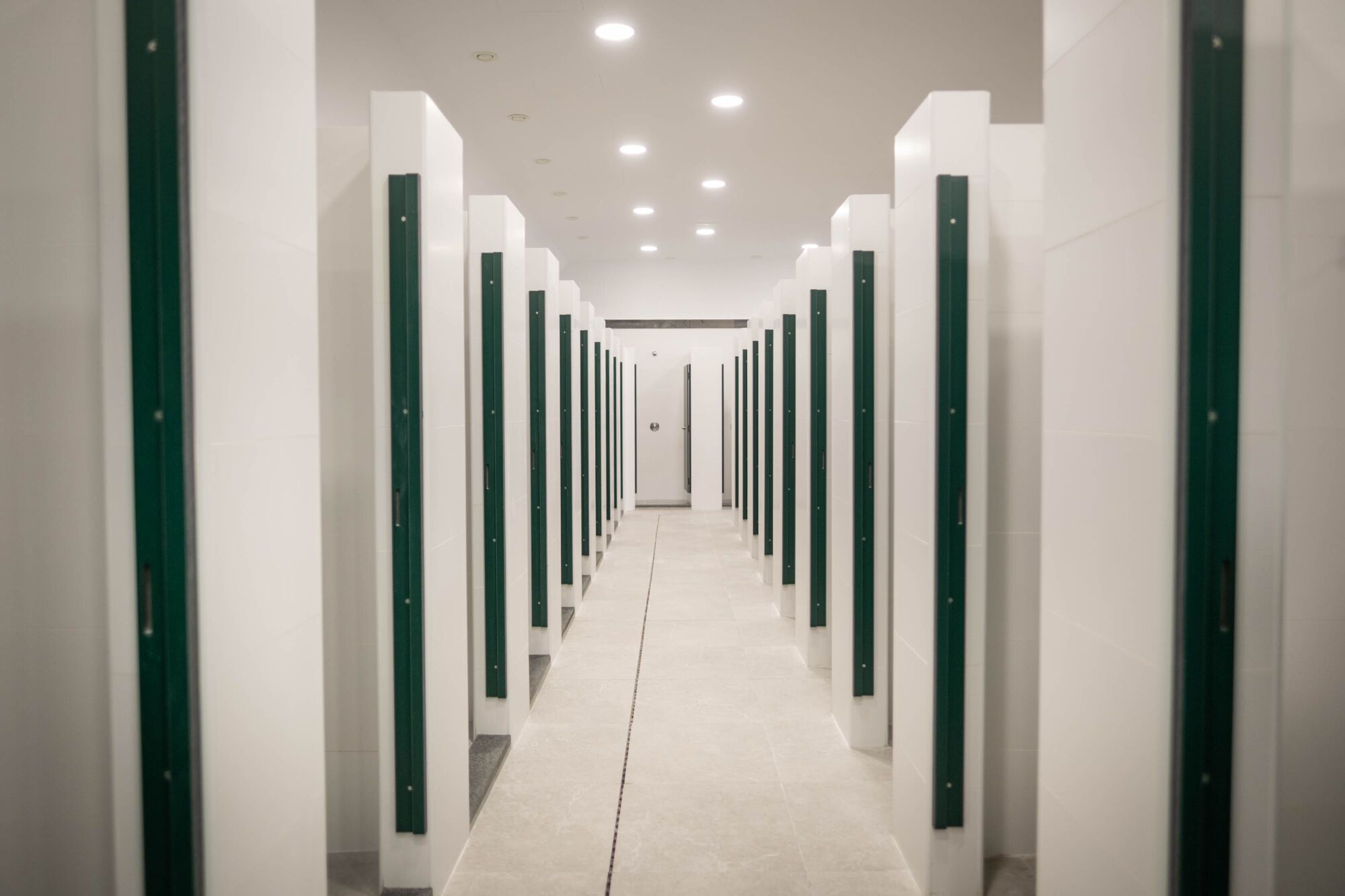 Así son los nuevos vestuarios del Parque Marítimo