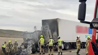 Jornada trágica en las carreteras aragonesas: cuatro muertos en dos accidentes en Pina de Ebro y en La Almolda