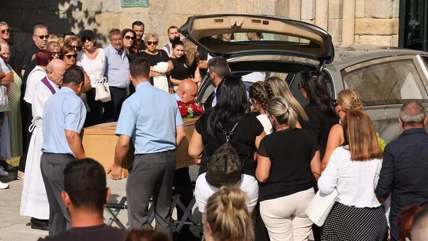 Baiona da el último adiós al cocinero del 'Argos Georgia'