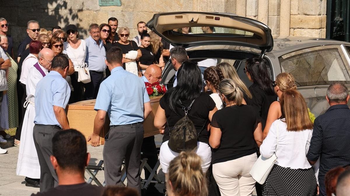 Baiona despide al cocinero del 'Argos Georgia', Santiago Leyenda.