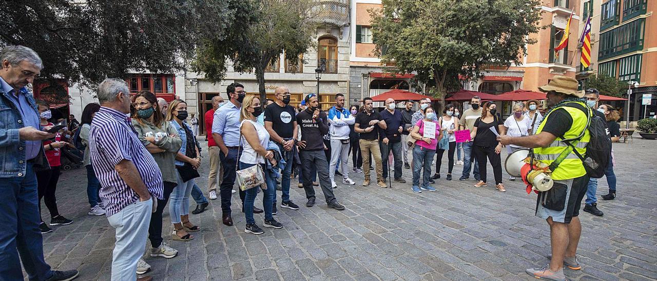 Un momento de la manifestación celebrada ayer en Cort.