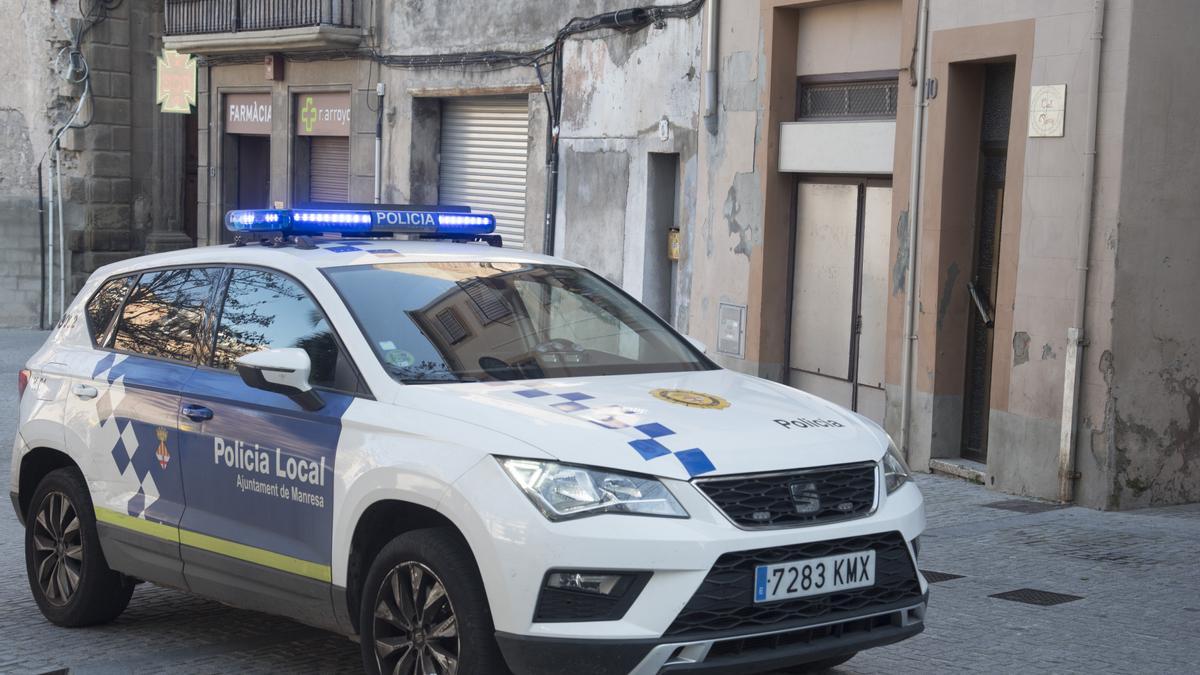 Un vehicle de la Policia Local de Manresa