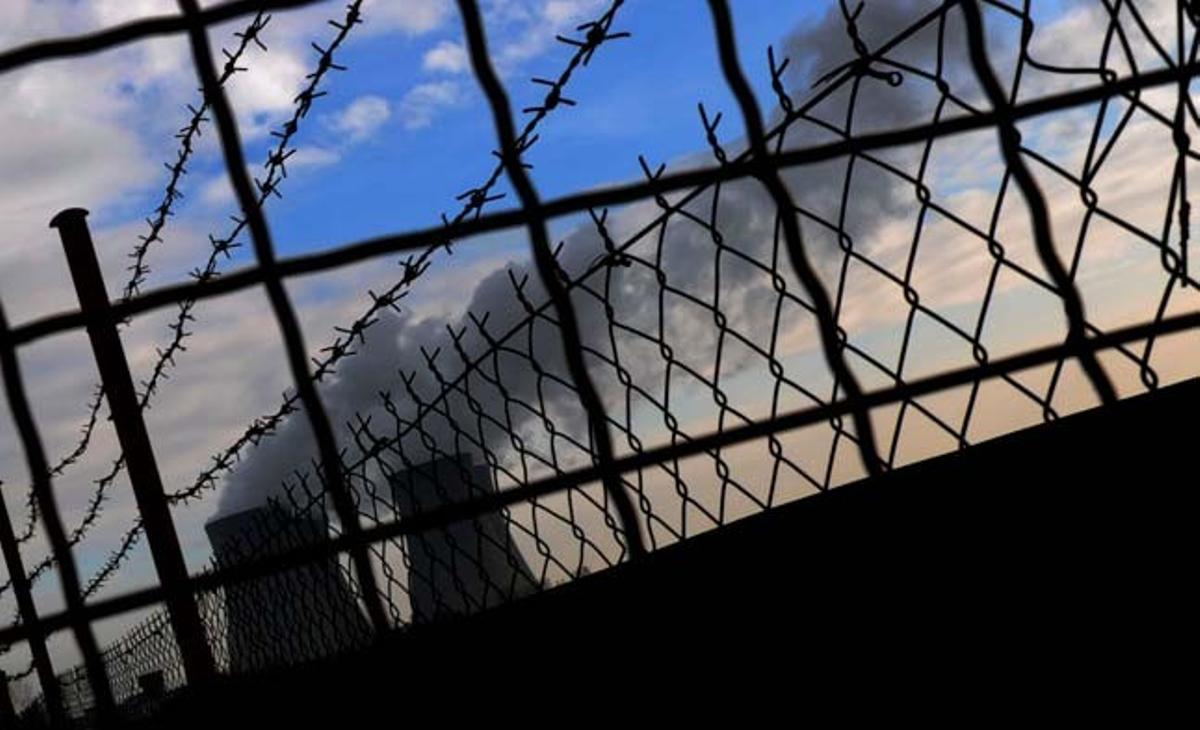 Torres de refrigeració de la central nuclear Temelin, als voltants de la ciutat bohèmia de Tyn nad Vltavou (República Txeca).
