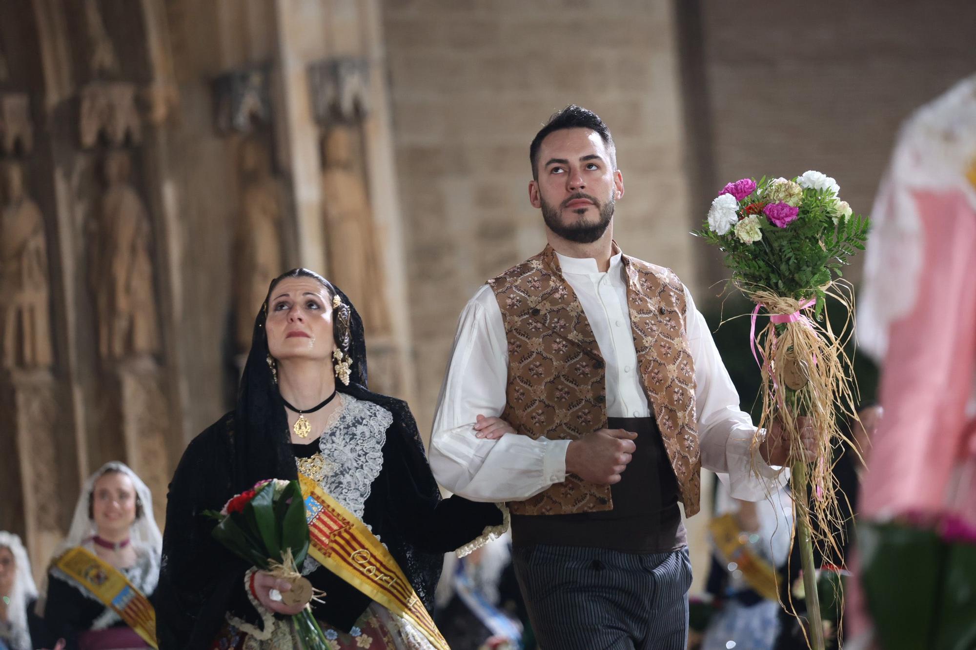 Búscate en el primer día de la Ofrenda en la calle San Vicente entre las 22 y las 23 horas