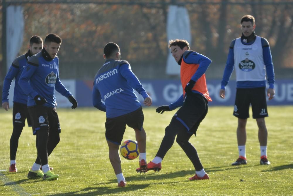 El Dépor trabaja tras la derrota ante el Valencia