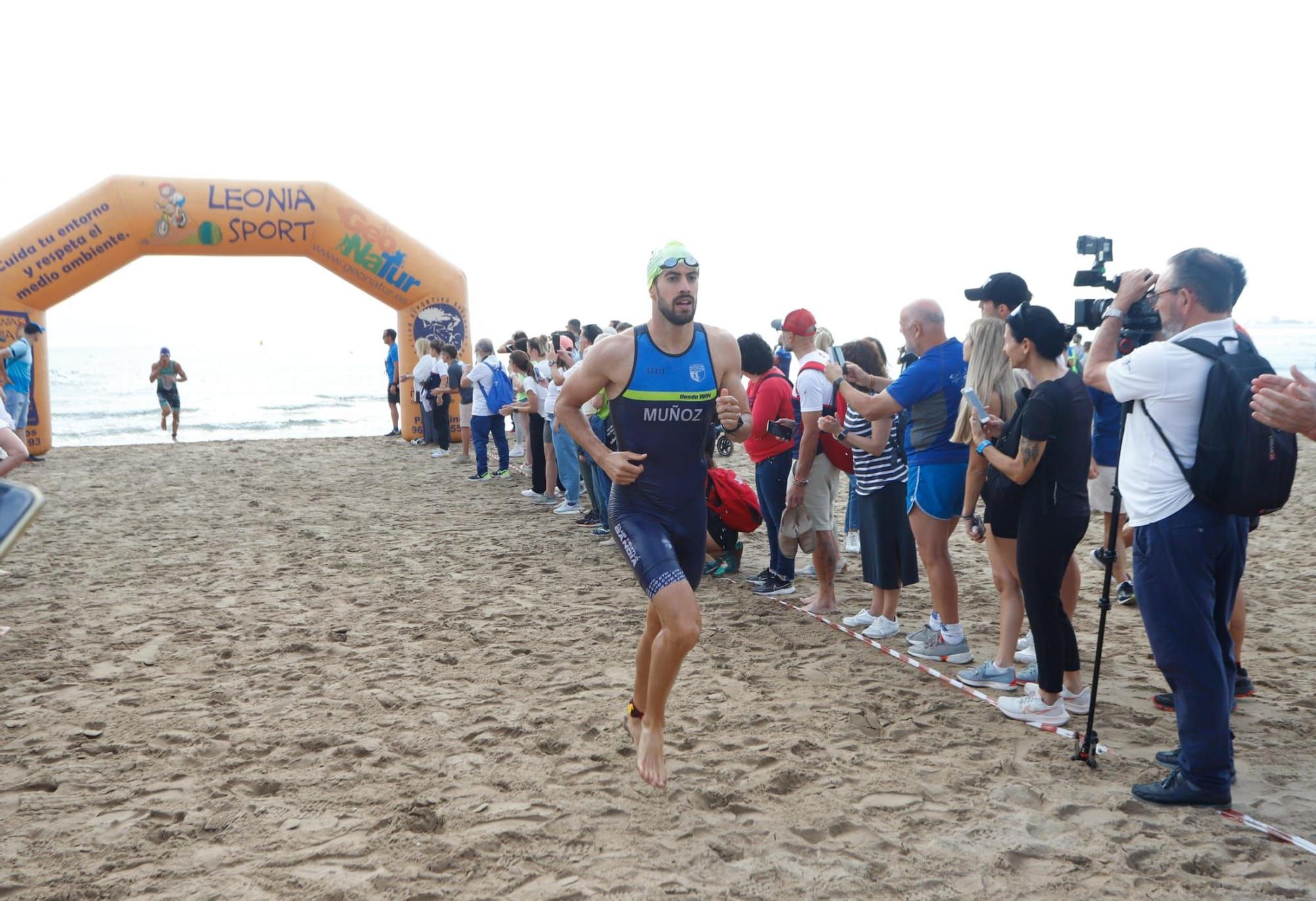 Búscate en el III Triatló de València - Playtja de la Malvarrosa