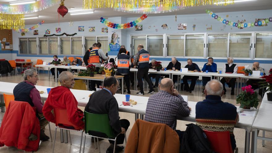 GALERÍA | Las imágenes de la cena solidaria de Nochebuena de Protección Civil Zamora
