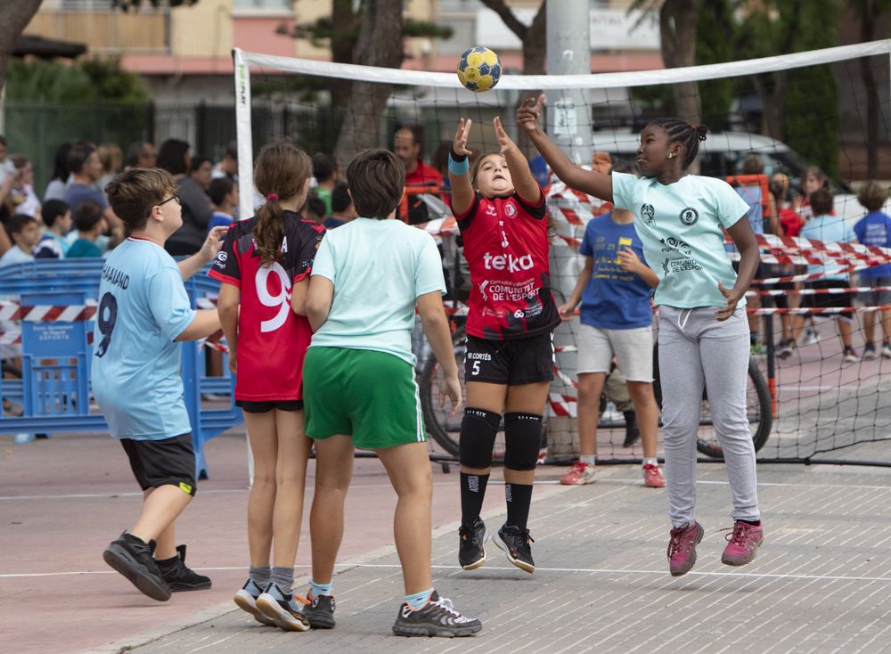 El BM Morvedre toma la calle en el Port de Sagunt