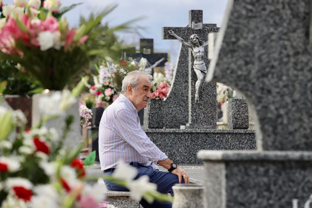 Cementerio de Nuestro Padre Jesús de Espinardo en el día de Todos los Santos