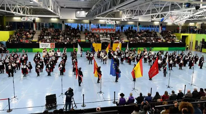 Navia acoge por primera vez el Certamen de Rondallas de Vigo