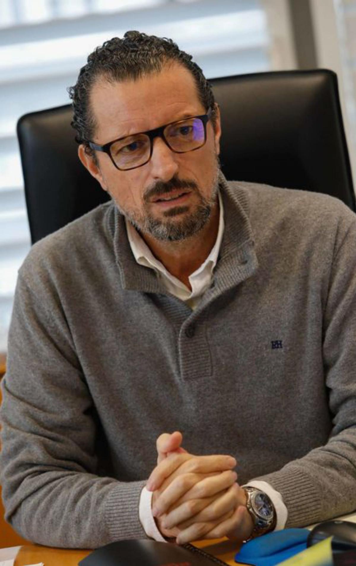 Eloy Alonso, alcalde de Castrillón | MARA VILLAMUZA