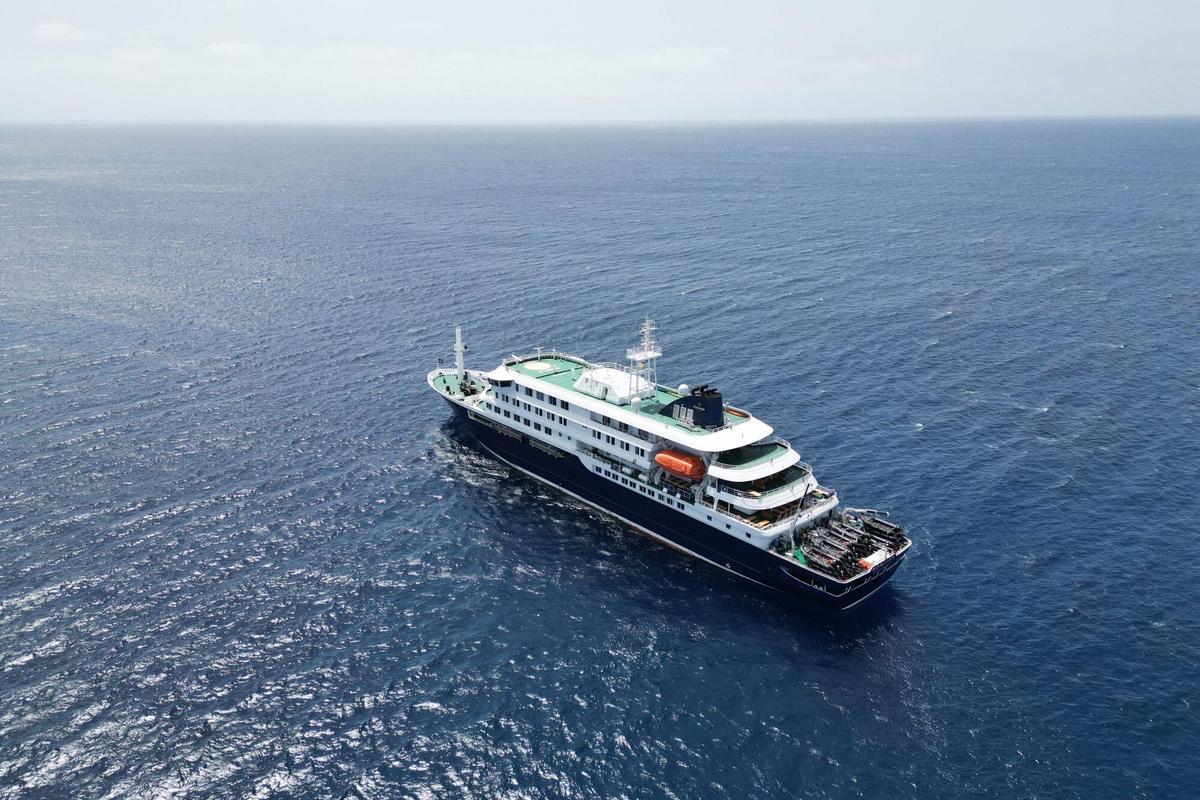 Vista general del crucero MV Hondius estacionario del puerto de Praia, la capital de Cabo Verde, el 4 de mayo de 2026. Vista general del crucero MV Hondius estacionario del puerto de Praia, la capital de Cabo Verde, el 4 de mayo de 2026.