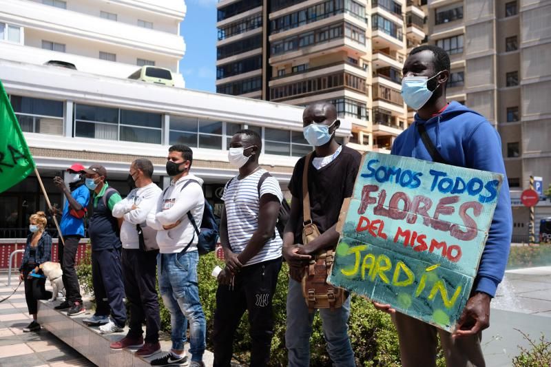 Concentración 'Canarias no es una jaula'