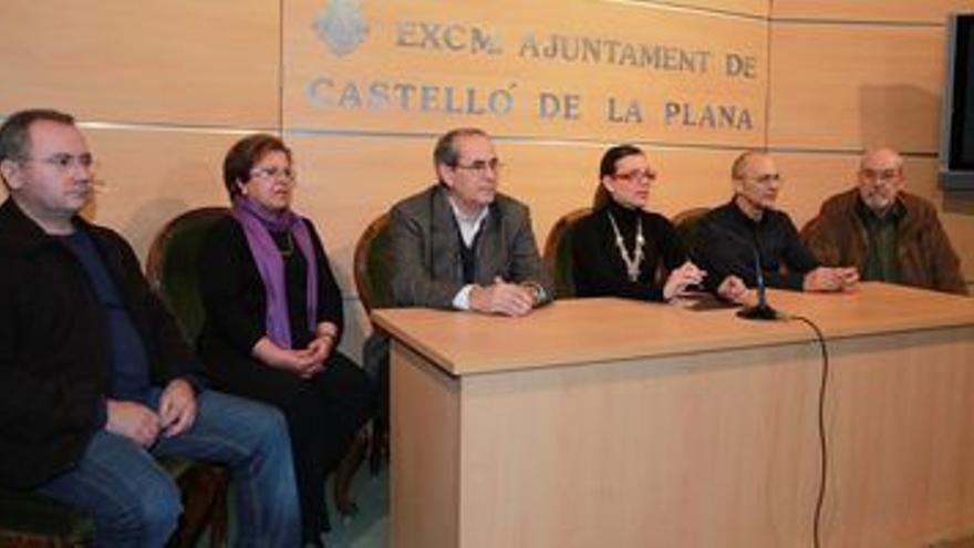 El Ayuntamiento de Castellón y artesanos locales ponen en valor productos únicos con el “Mercat d’Artesans”