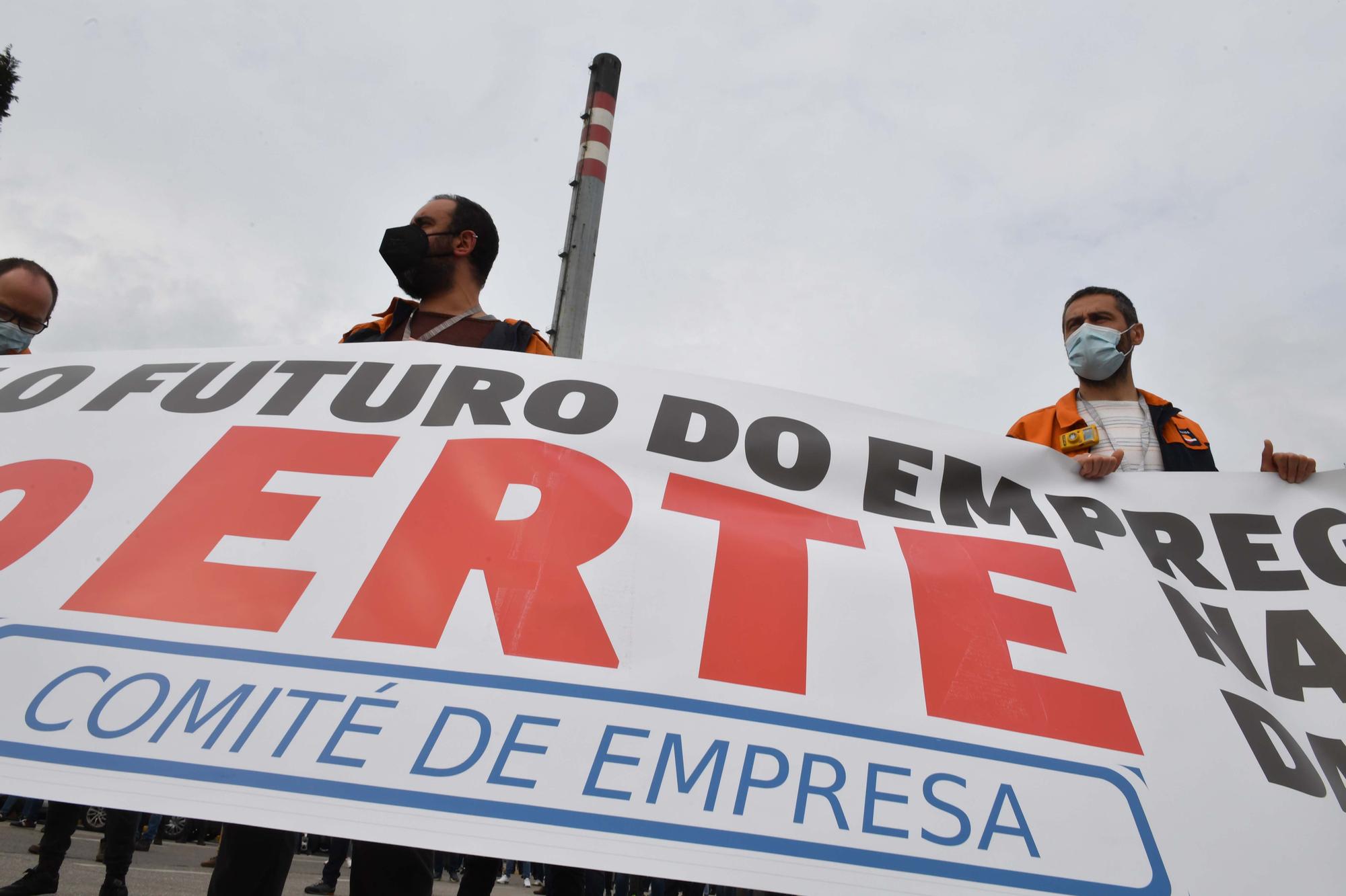 Concentración de trabajadores de la refinería