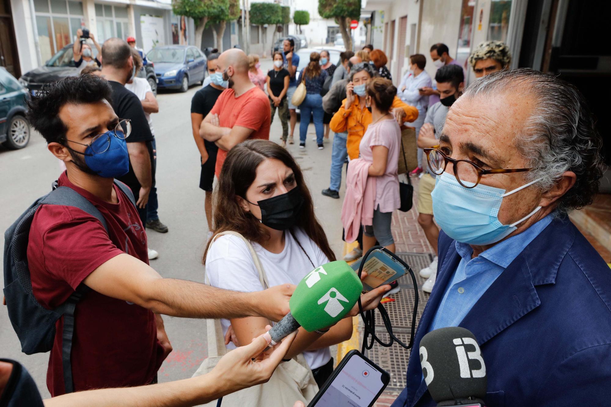 Los vecinos de los Don Pepe, en Ibiza, en pie de guerra contra el desalojo