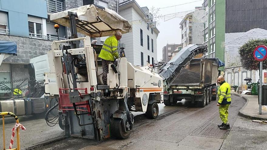 Arrancan los cuatro días de corte de tráfico del principal acceso a Sama: &quot;Es un engorro, pero es una obra necesaria&quot;