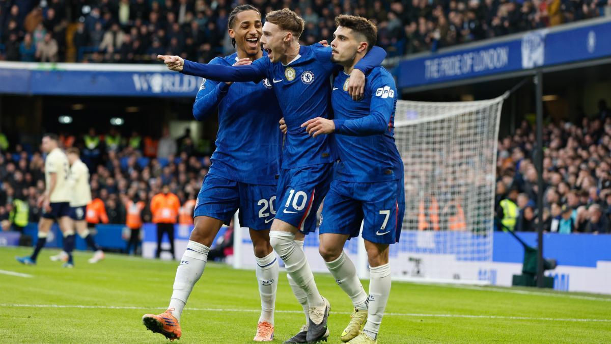 Sanción histórica al Chelsea: multa millonaria y un año sin fichar 'congelado'