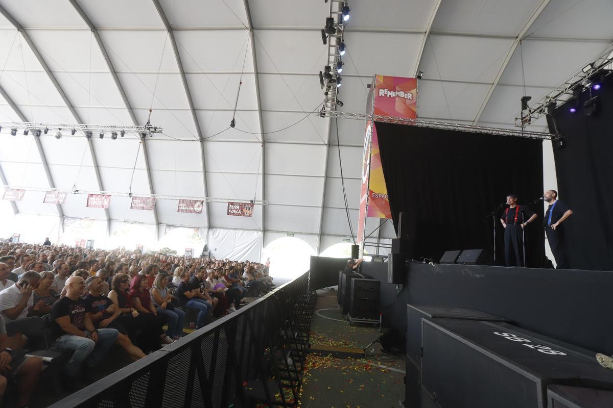 En imágenes | Faemino y Cansado llevan el humor al Espacio City