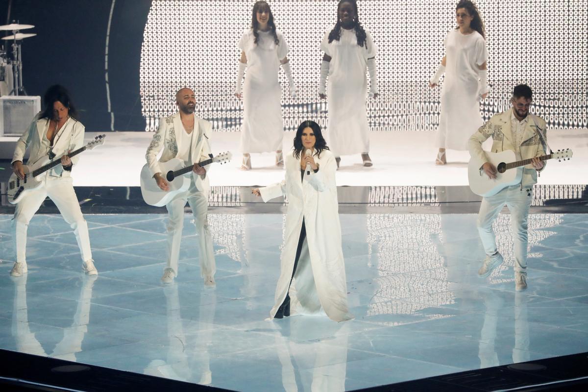Laura Pausini.