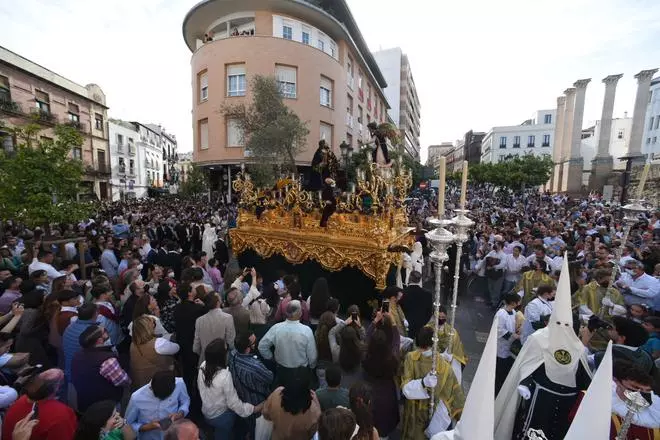 La hermandad del Huerto, de nuevo en la calle de la Feria
