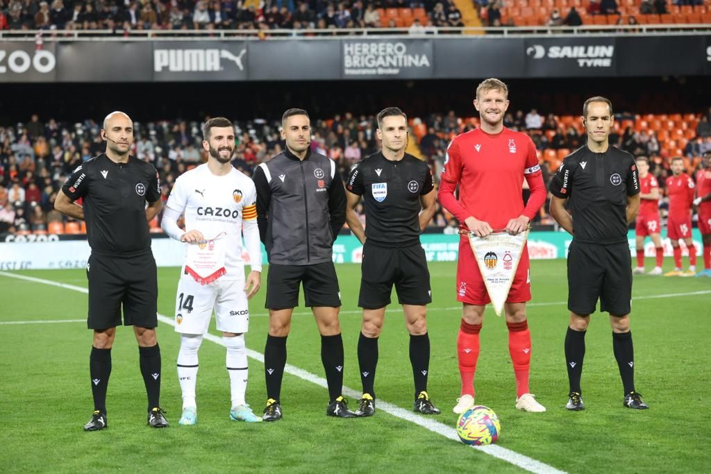 El partido amistoso entre Valencia CF -Nottingham Forest, en imágenes