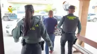 Sorprenden in fraganti a dos ladrones cuando robaban en supermercados de Santanyí con bolsas  búnker