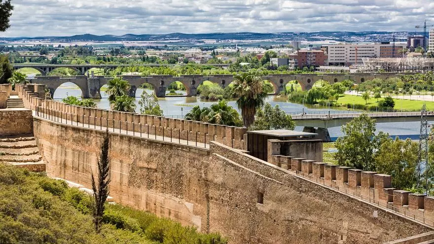 La ciudad más infravalorada de España es también una de las más bonitas: tiene la muralla más grande de Europa