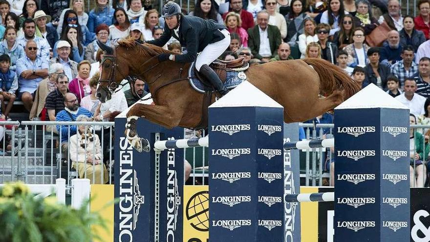 El Trofeo Longines es la prueba grande la jornada del sábado.