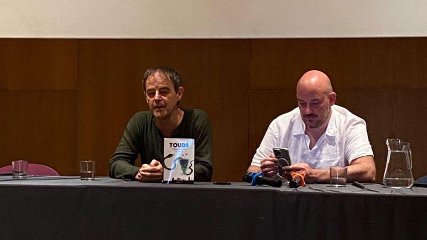 Por la izquierda, Jon Arretxe y Miguel Barrero, ayer.  |