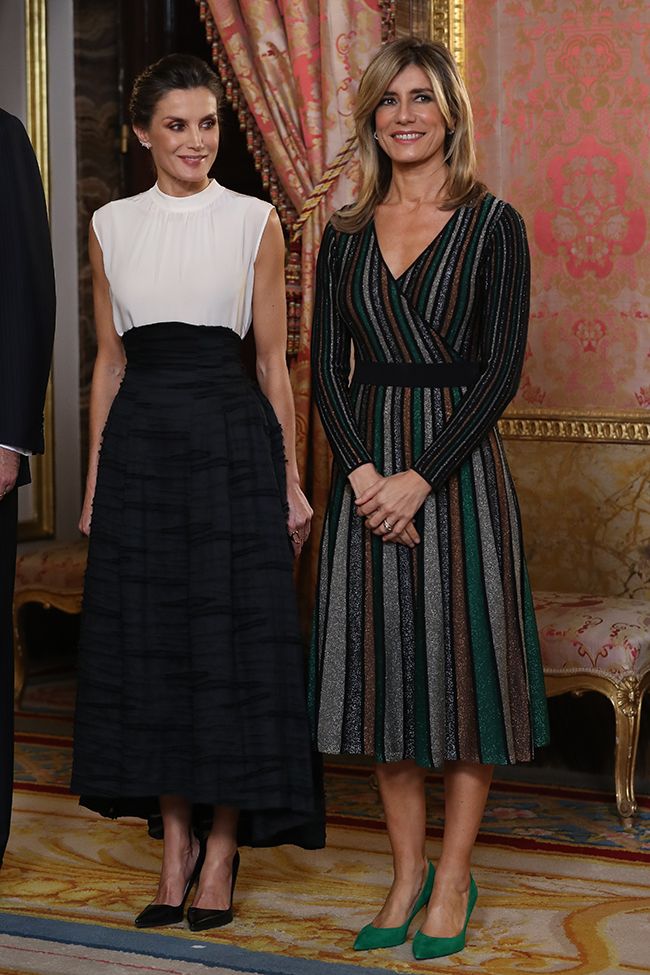 Begoña Gomez y la reina Letizia durante la recepción en el palacio real