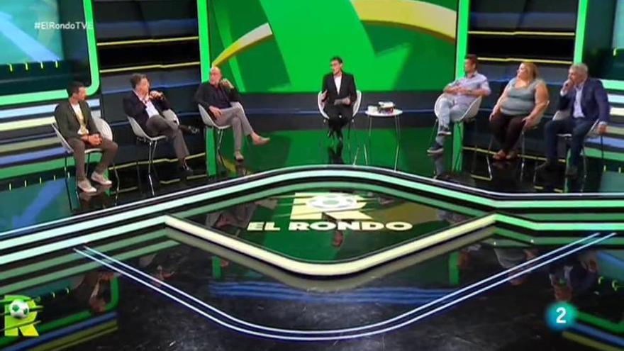 El programa de tertúlia esportiva «El rondo» posa punt i final a la temporada