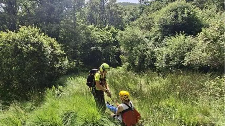 Rescatada en helicóptero una senderista lesionada en las Cascadas de Sotillo, en Zamora