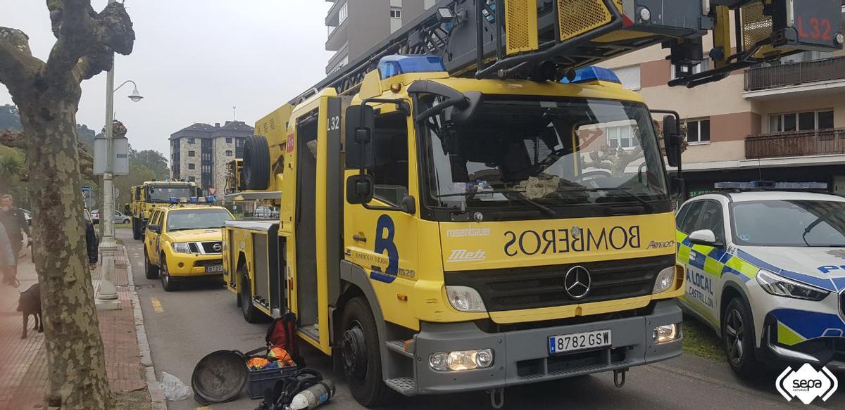 Efectivos de Bomberos en El Agüil