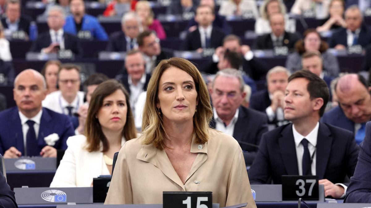 La presidenta del Parlamento Europeo, Roberta Metsola, este martes en el pleno celebrado en Estrasburgo.