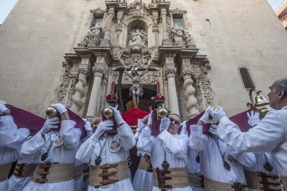 Tradicional encuentro del Cristo del Mar con su madre, la Virgen de los Dolores