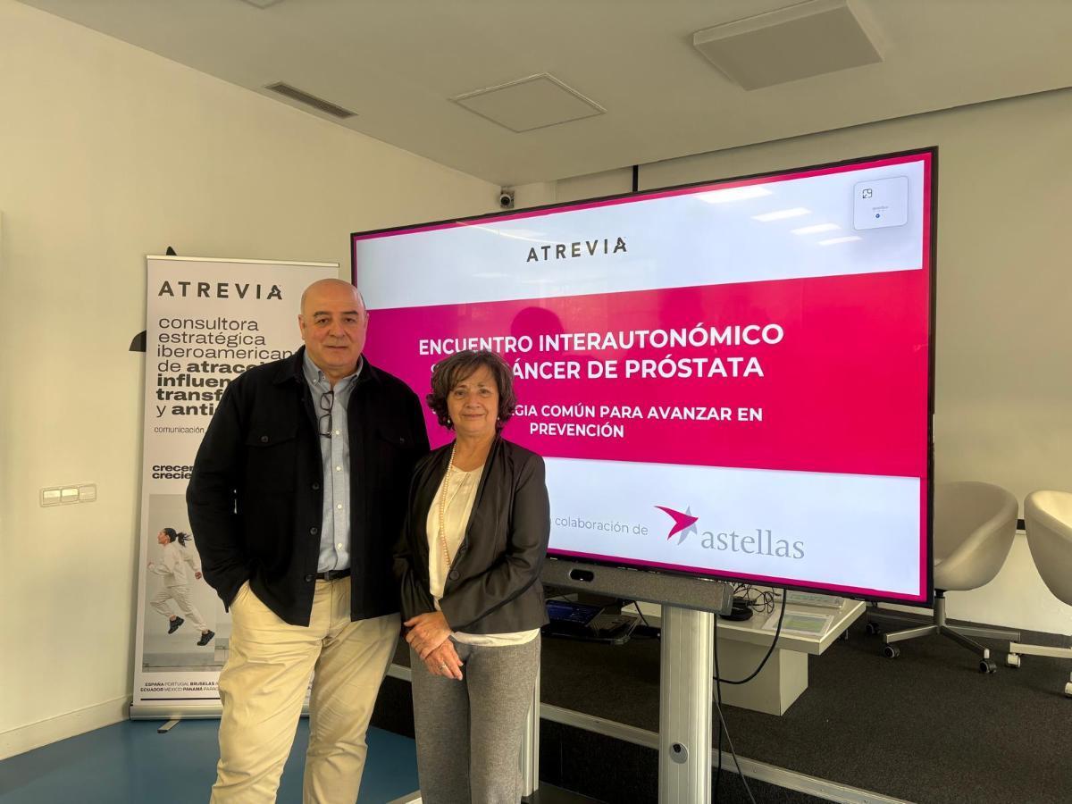 Representantes de la Consellería de Sanidade en una jornada sobre cribado de cáncer de próstata este jueves en Madrid.