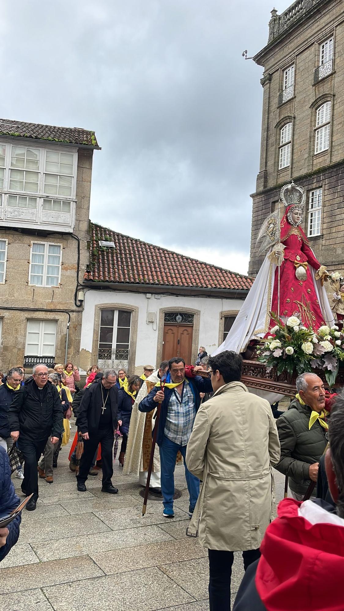 Los zamoranos arropan a la Virgen de la Concha en su peregrinación a Santiago