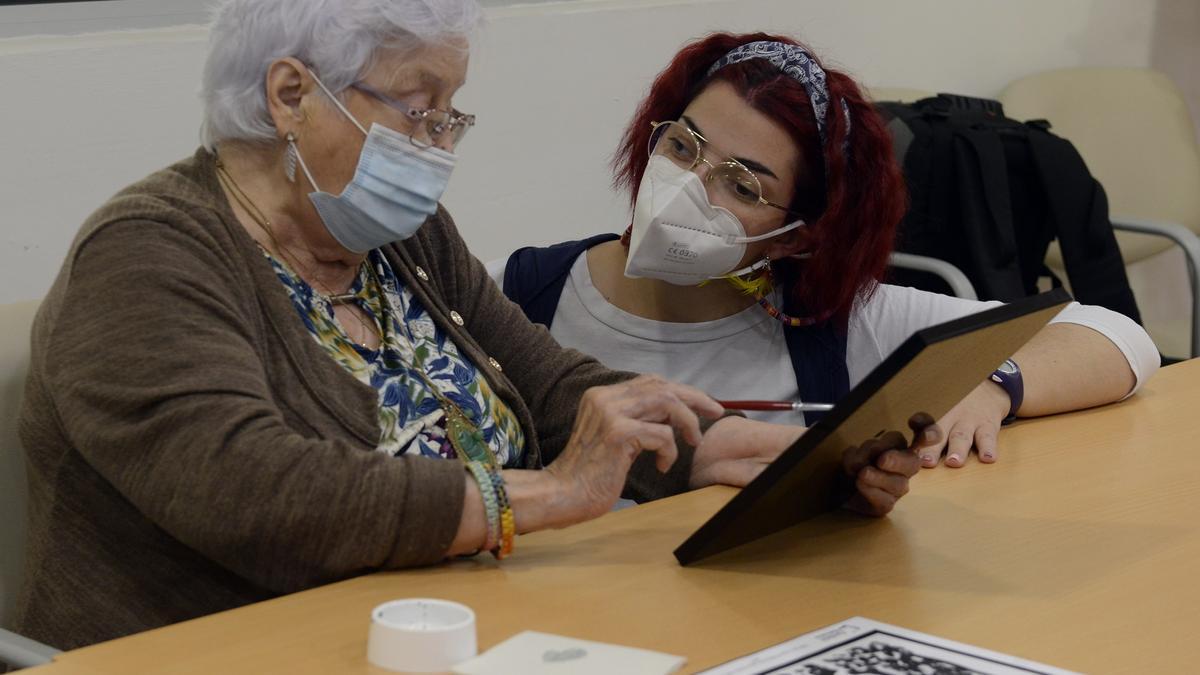 Las residencias van retomando poco a poco las actividades grupales, pero cumpliendo las medidas anticovid.