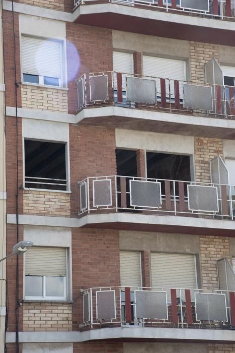 Bloc de pisos incendiat a la carretera de Vilomara